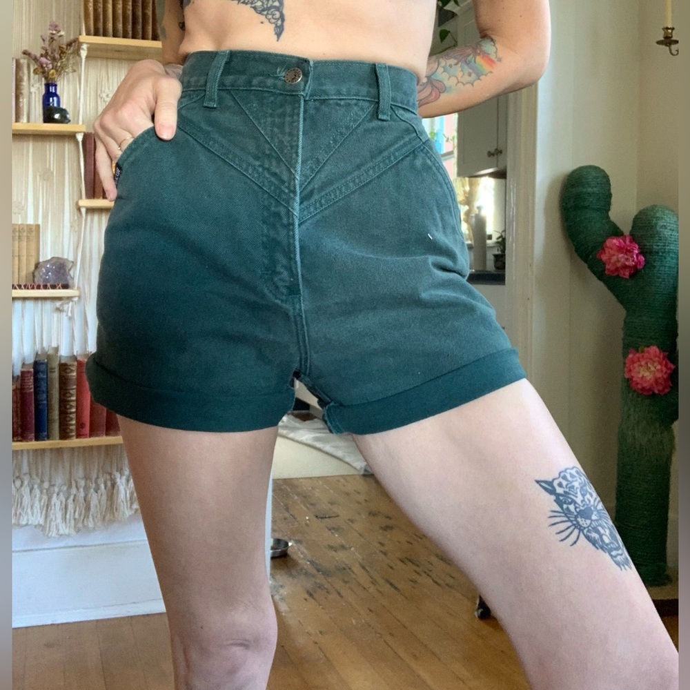 Vintage Rocky Mountain High Waisted Cut-off Shorts | 26” Waist | 12.5” rise